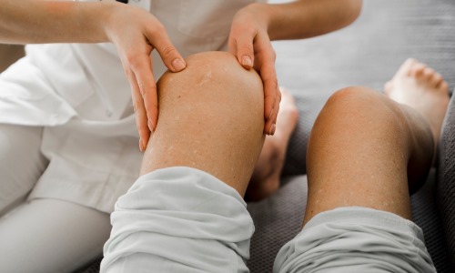  noninvasive knee pain treatment at Core Concept